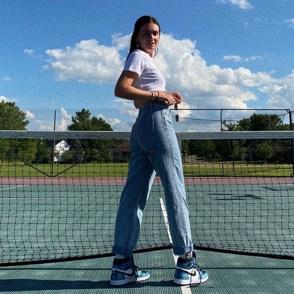 Meet your Posher, Sierra